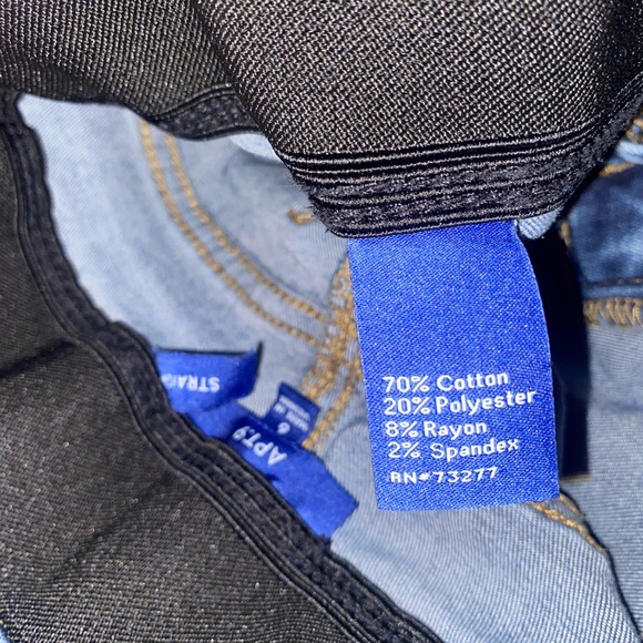 Apt. 9 Slim Straight Jeans Size 6 - Picture 3 of 9